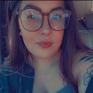 Meet your Posher, Shelby